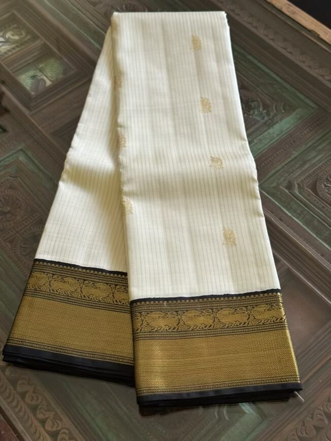 Aathmika - Image 7