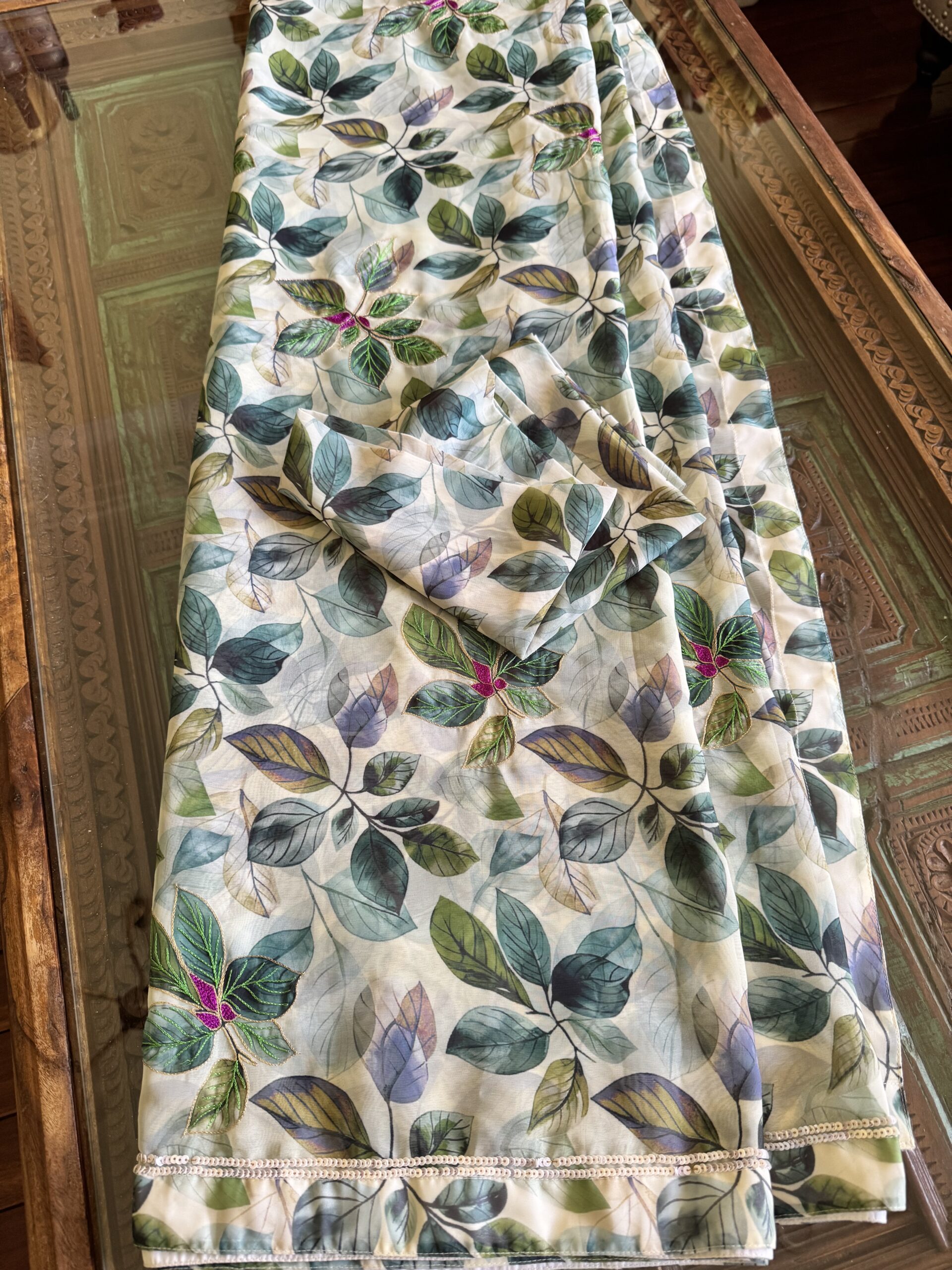Saree 16 - Image 4